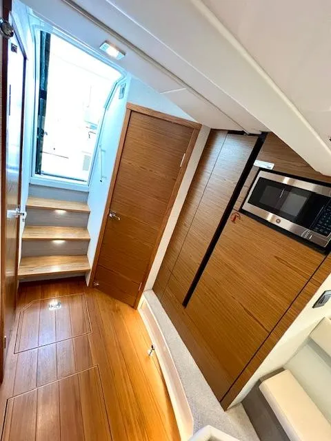 Slide: The Image of Interior  - 39