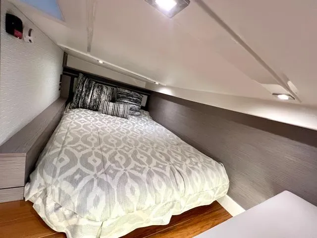 Slide: The Image of Guest StateRoom - Aft - 47