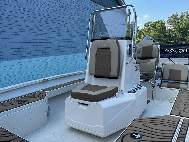 Xpress H20 BAY 2025 for Sale | MarineSource