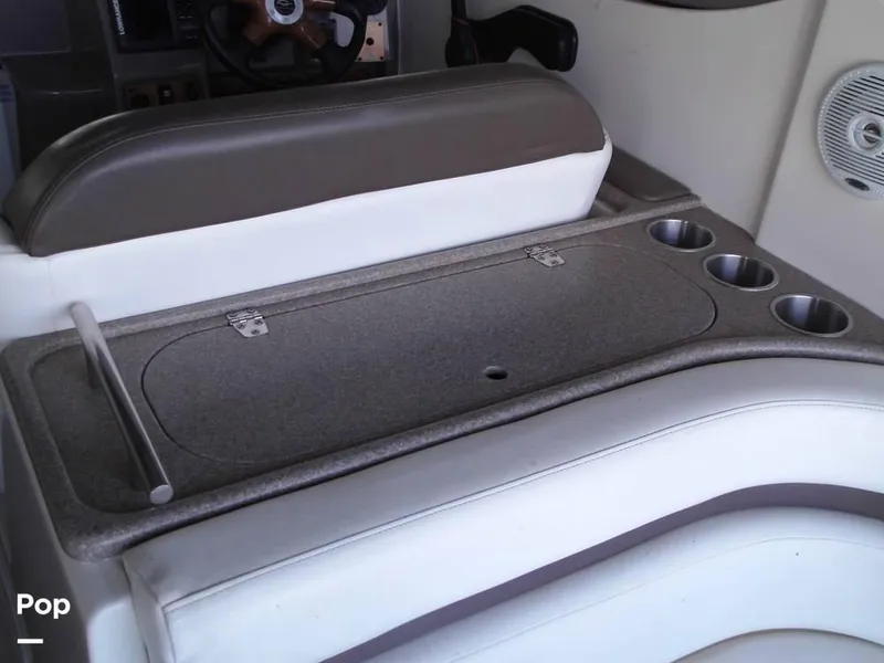 Slide: The Image of 2007 Rinker 280 EC for sale in Portland, OR - 30