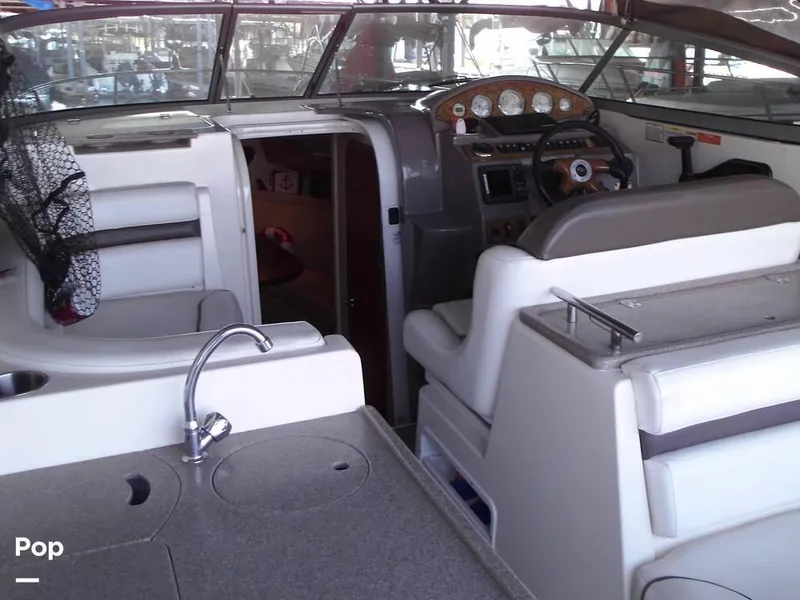 Slide: The Image of 2007 Rinker 280 EC for sale in Portland, OR - 32