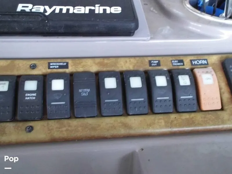 Slide: The Image of 2007 Rinker 280 EC for sale in Portland, OR - 43