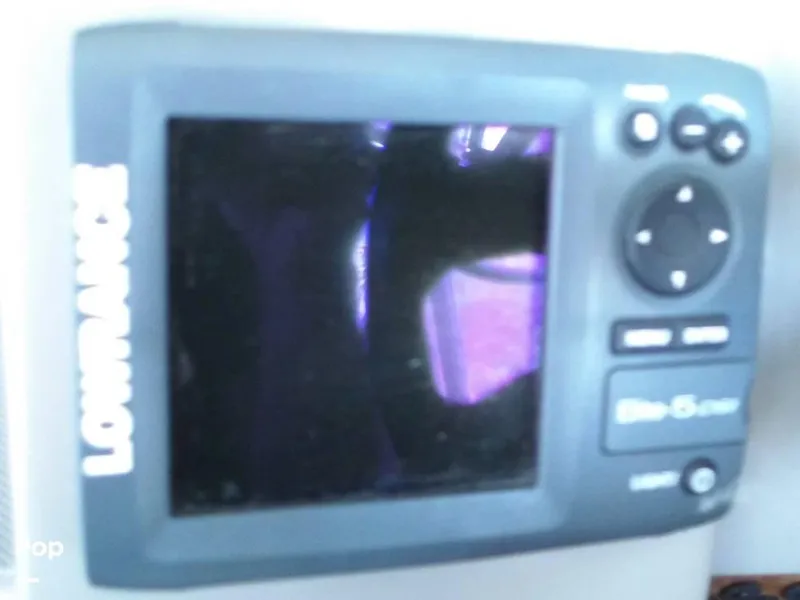 Slide: The Image of 2007 Rinker 280 EC for sale in Portland, OR - 45