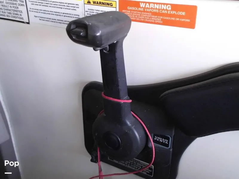 Slide: The Image of 2007 Rinker 280 EC for sale in Portland, OR - 48