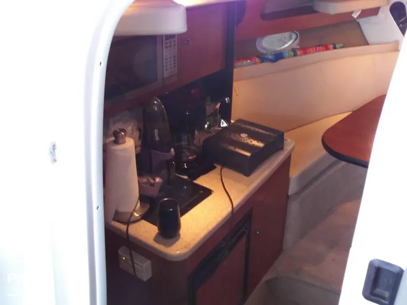 Slide: The Image of 2007 Rinker 280 EC for sale in Portland, OR - 56