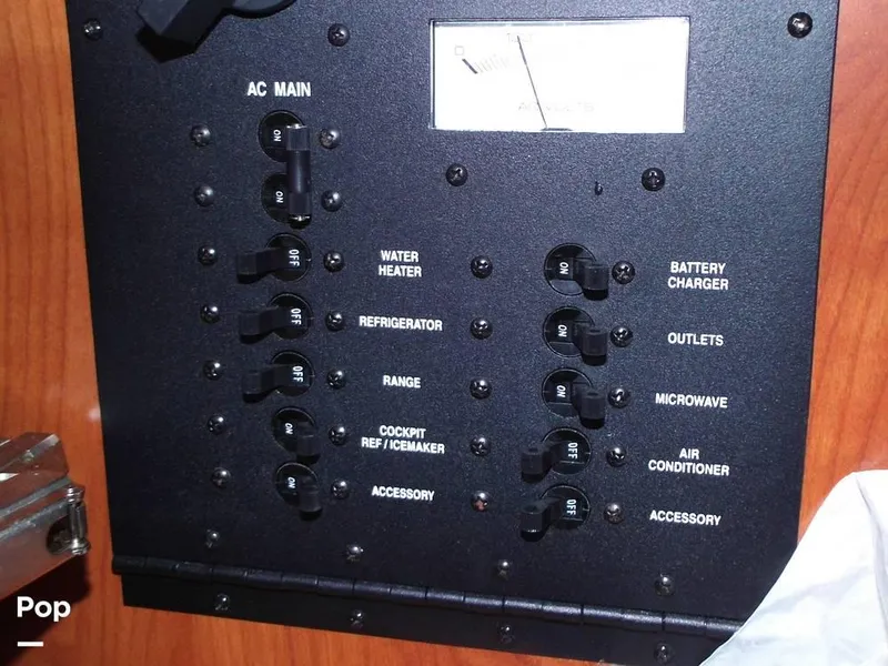 Slide: The Image of 2007 Rinker 280 EC for sale in Portland, OR - 67