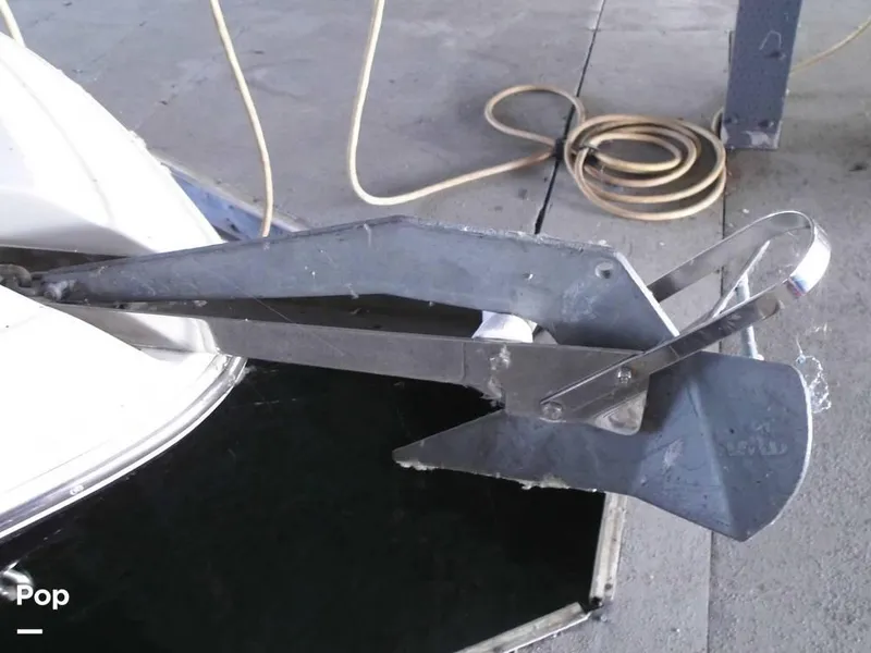 Slide: The Image of 2007 Rinker 280 EC for sale in Portland, OR - 8