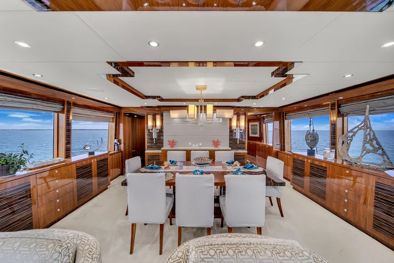 Slide: The Image of 101' Hargrave - 28