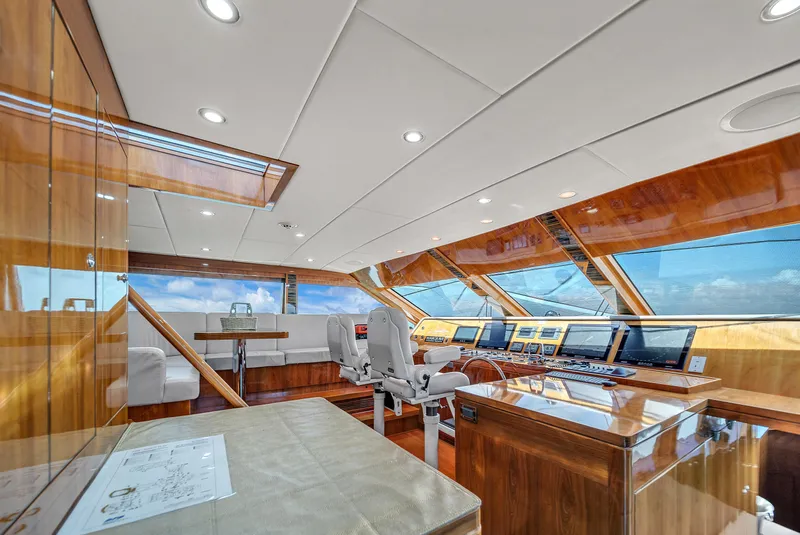 Slide: The Image of 101' Hargrave - 32