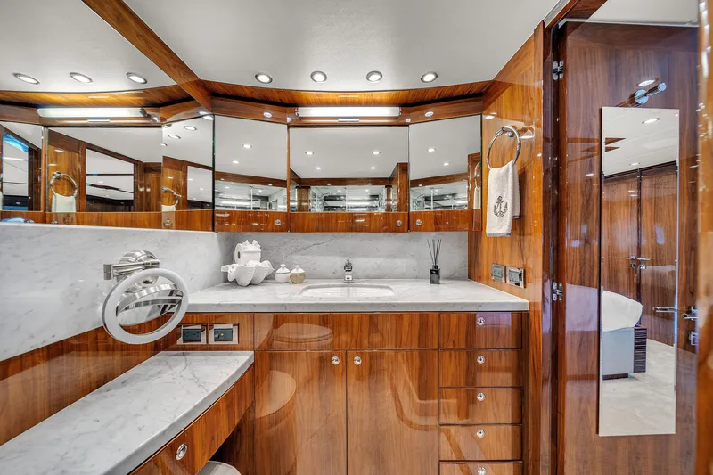 Slide: The Image of 101' Hargrave - 53