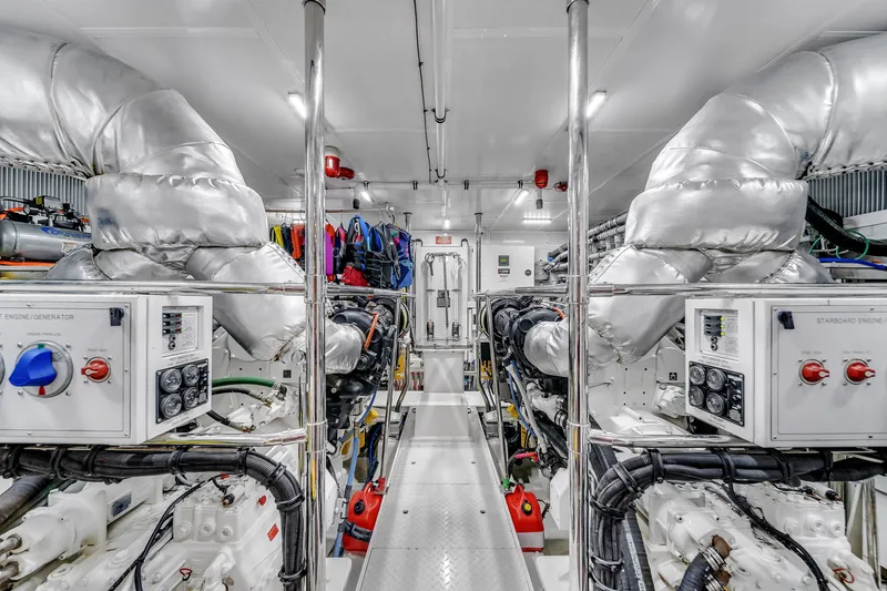 Slide: The Image of 101' Hargrave - 94