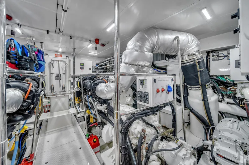 Slide: The Image of 101' Hargrave - 96