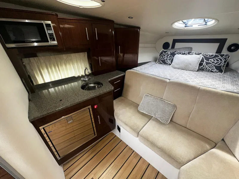 Slide: The Image of Regal 32 Express 2015 - 12