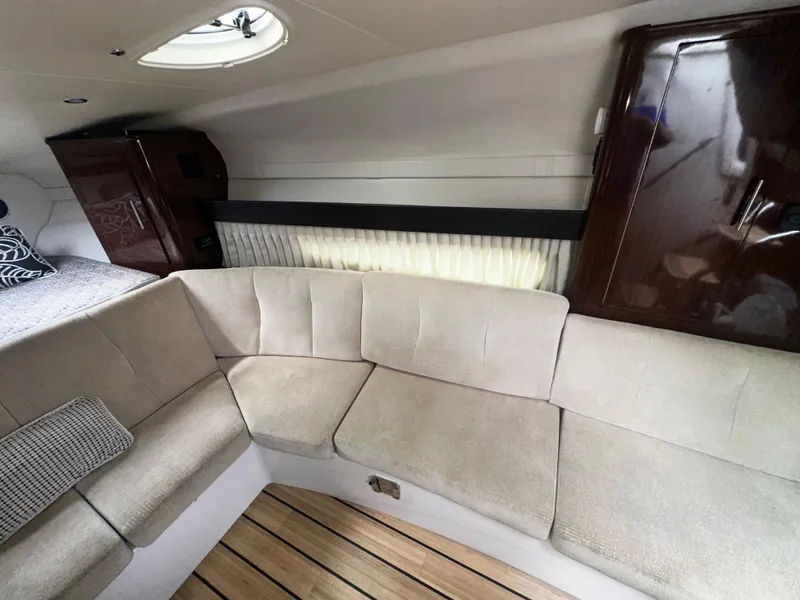 Slide: The Image of Regal 32 Express 2015 - 13