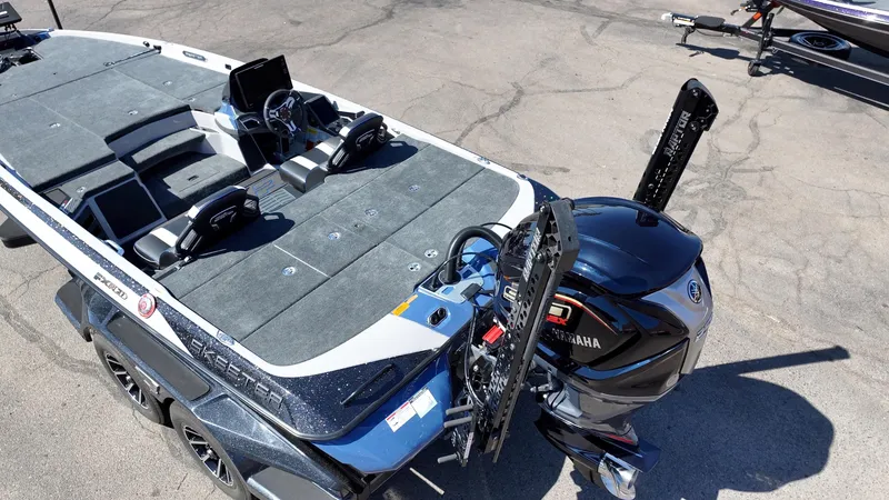 Slide: The Image of Skeeter FXR21 Apex - 3