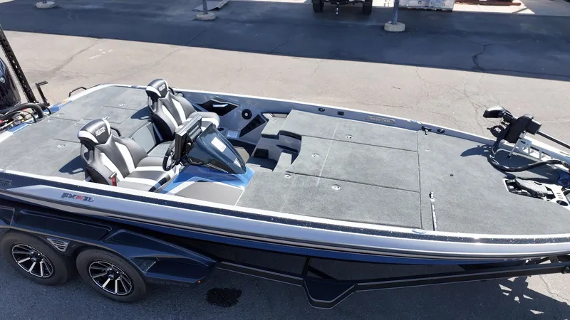 Slide: The Image of Skeeter FXR21 Apex - 5