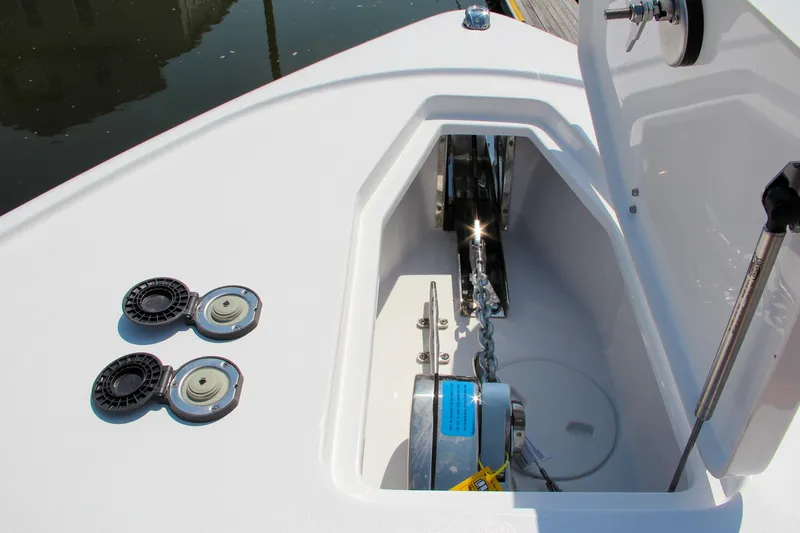 Slide: The Image of Sea Hunt Ultra 275 SE 2025 - 59