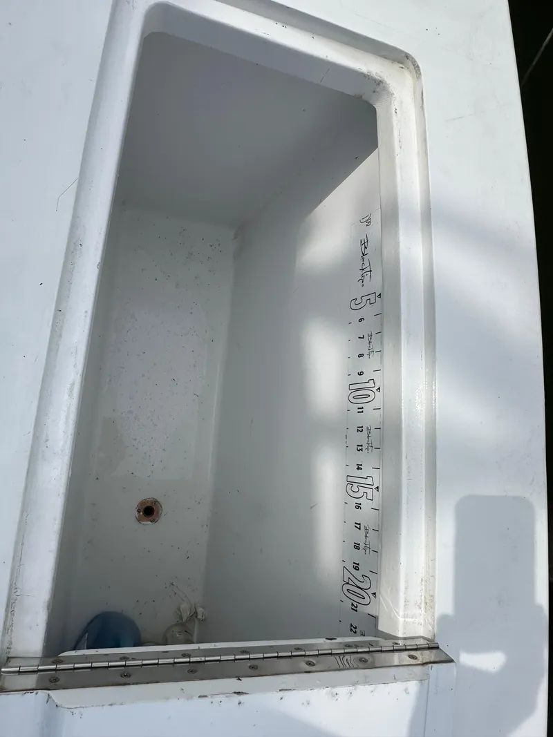 Slide: The Image of Custom Carolina 40 Express Sportfisherman 2002 - 62