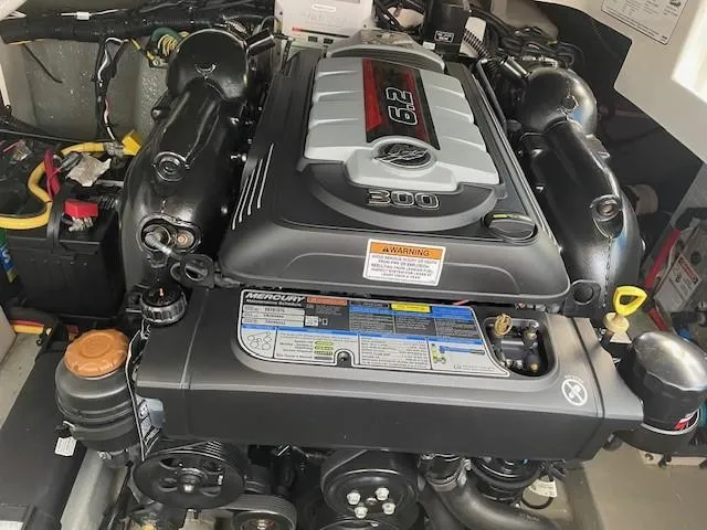 Slide: The Image of 2023 Crownline 270 CR boat engine, featuring a powerful 6.2L Mercury motor. - 10