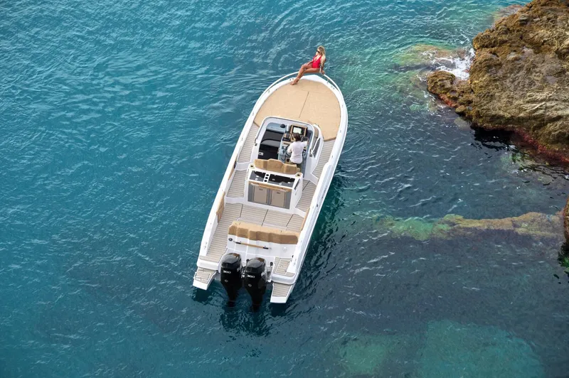 Slide: The Image of Ranieri 330LX 2025 - 54