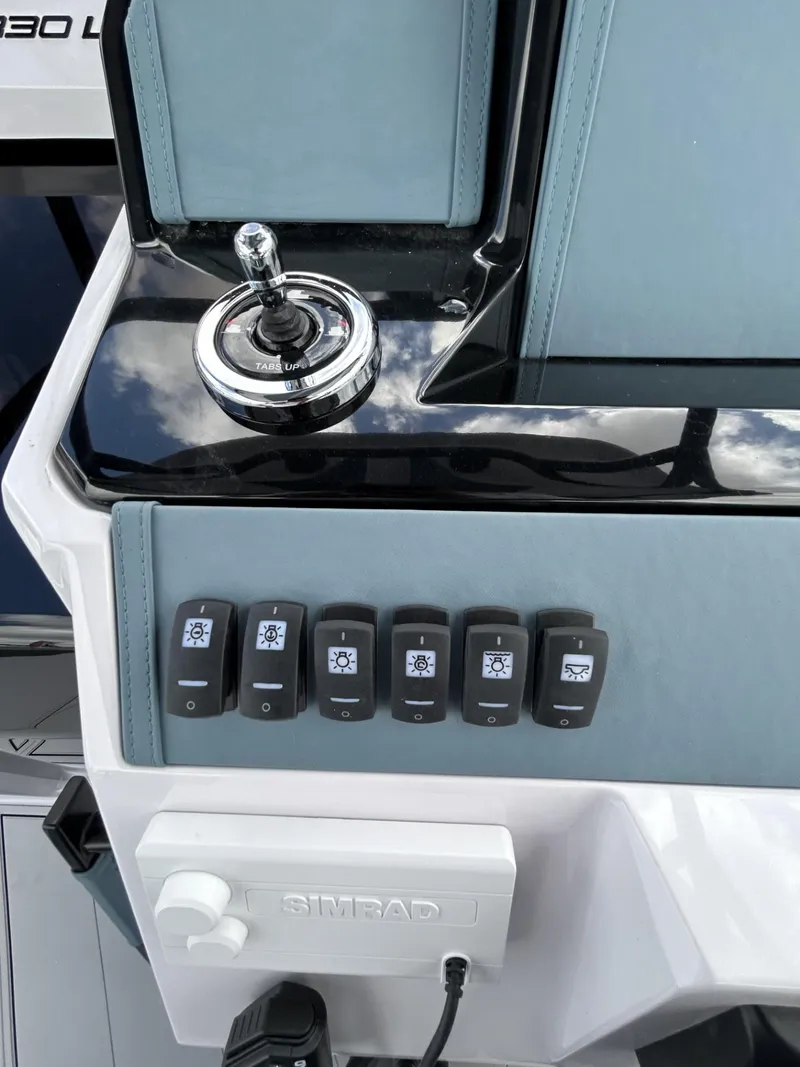 Slide: The Image of Ranieri 330LX 2025 - 63