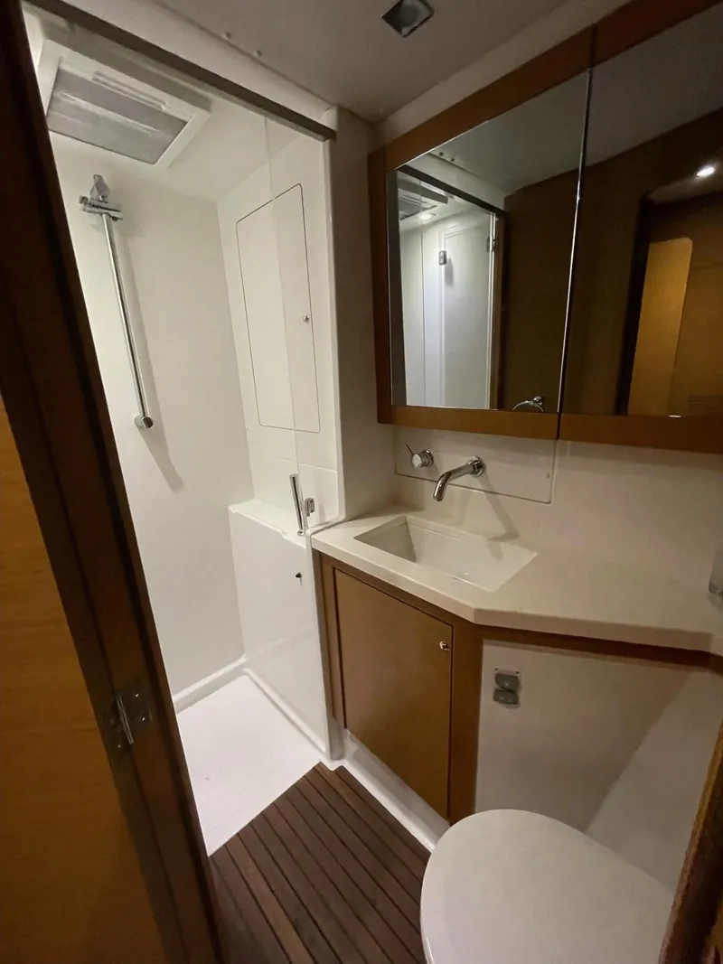 Slide: The Image of Guest stateroom - 29