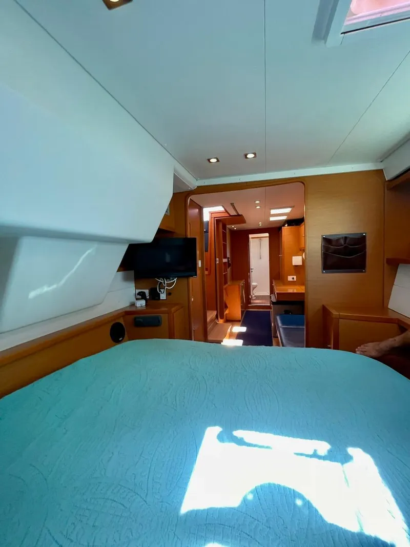 Slide: The Image of Owner's suite - 30