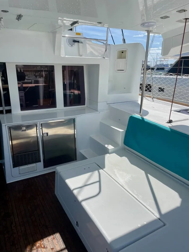 Slide: The Image of Cockpit starboard - 55