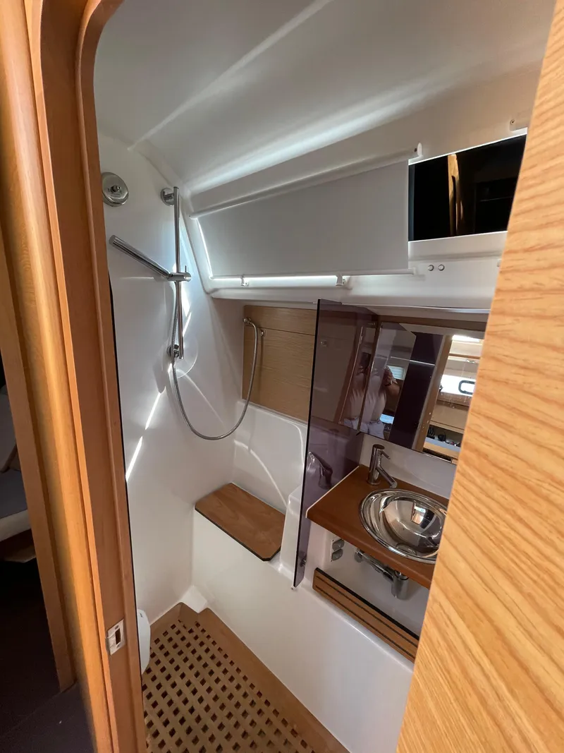 Slide: The Image of Aft Stall Shower - 26