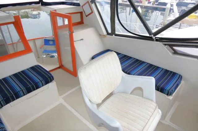 Slide: The Image of Nova 36 SUNDECK 1986 - 55