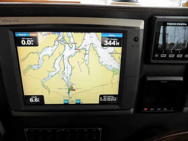 Slide: The Image of Cutwater 30 Command Bridge 2015 - 59