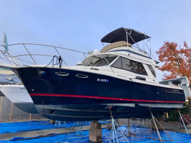 Slide: The Image of Cutwater 30 Command Bridge 2015 - 88