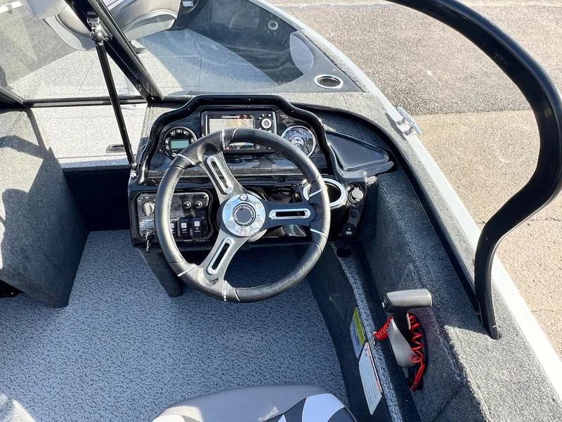 Slide: The Image of Starweld 16 Fusion DC - IN STOCK 2025 - 11