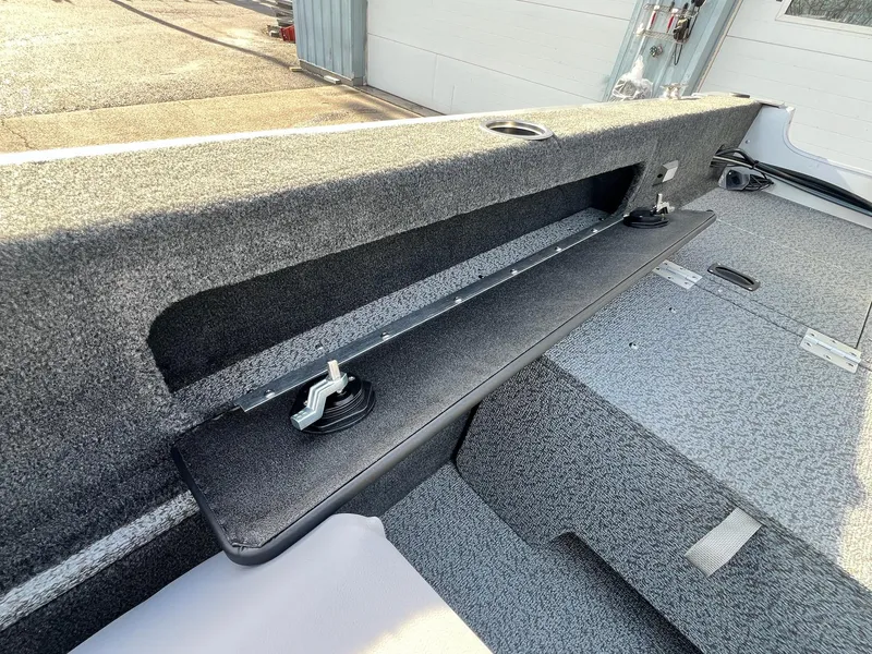 Slide: The Image of Starweld 16 Fusion DC - IN STOCK 2025 - 31