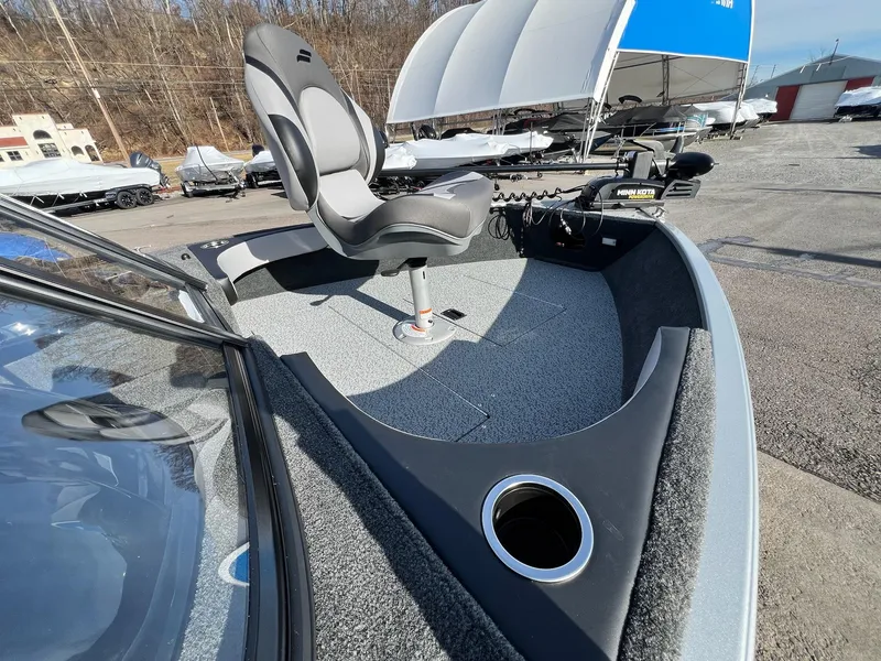 Slide: The Image of Starweld 16 Fusion DC - IN STOCK 2025 - 42