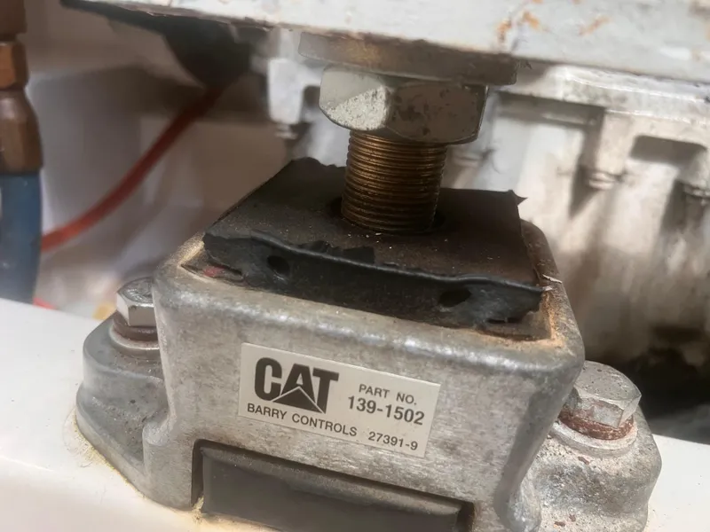 Slide: The Image of Engine mount with CAT part number 139-1502, Barry Controls, on a 2003 Cabo Express. - 31