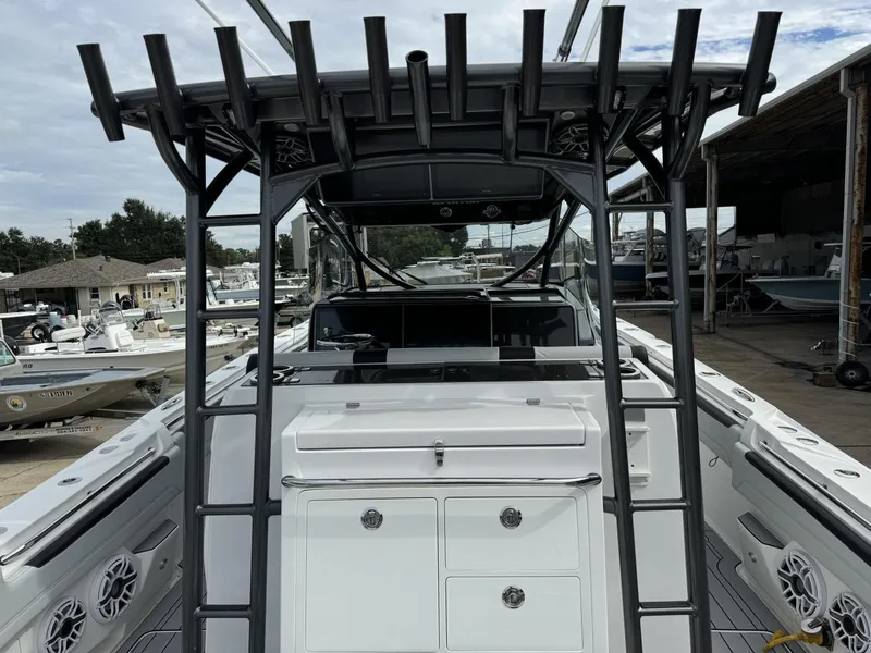 Slide: The Image of Nor-Tech 452 Super Fish 2021 - 24