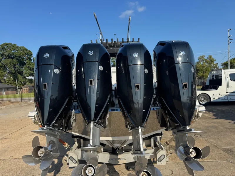 Slide: The Image of Nor-Tech 452 Super Fish 2021 - 27