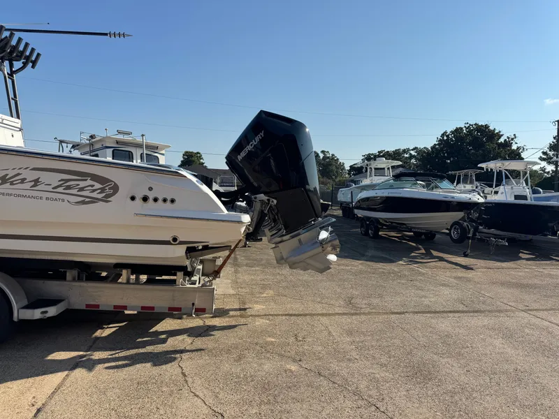 Slide: The Image of Nor-Tech 452 Super Fish 2021 - 28