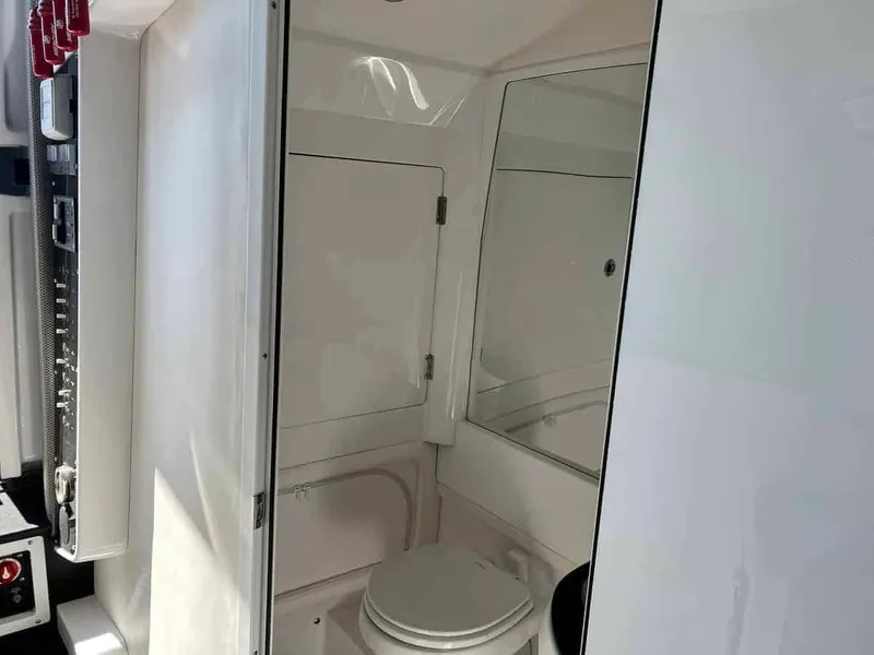 Slide: The Image of Nor-Tech 452 Super Fish 2021 - 7