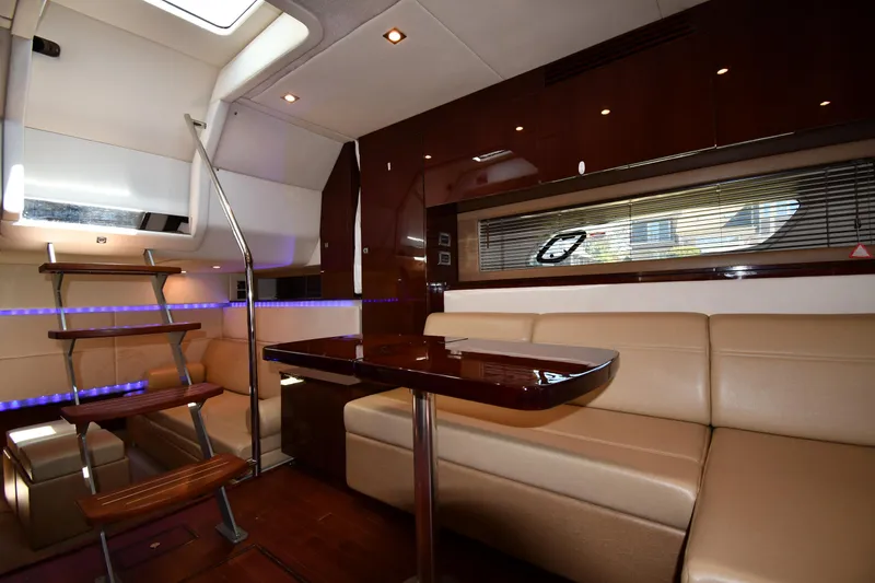 Slide: The Image of Sea Ray 450 Sundancer 2010 - 50