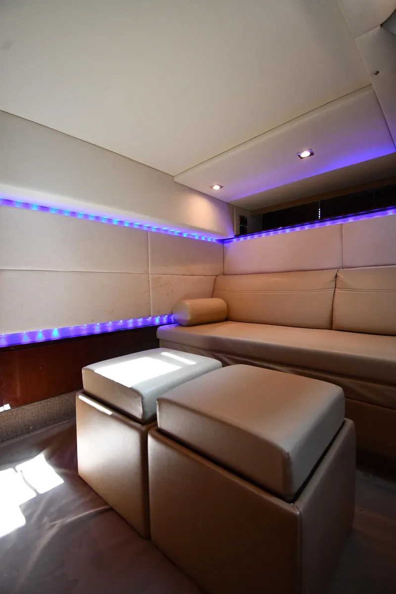 Slide: The Image of Sea Ray 450 Sundancer 2010 - 63