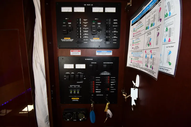 Slide: The Image of Sea Ray 450 Sundancer 2010 - 64