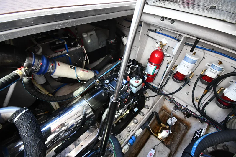 Slide: The Image of Sea Ray 450 Sundancer 2010 - 69