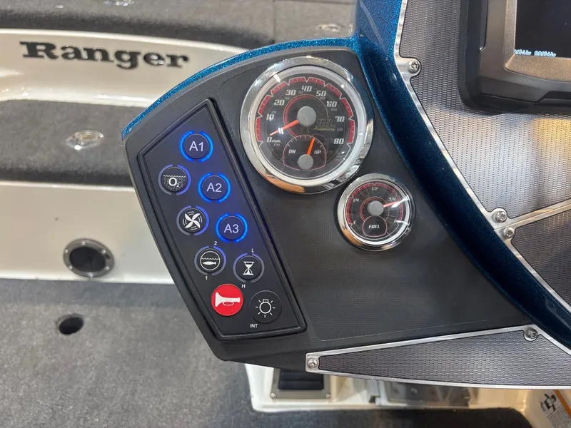 Slide: The Image of Ranger Z520C-SC 2018 - 13