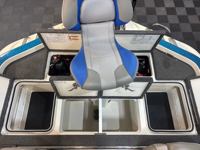 Slide: The Image of Ranger Z520C-SC 2018 - 17