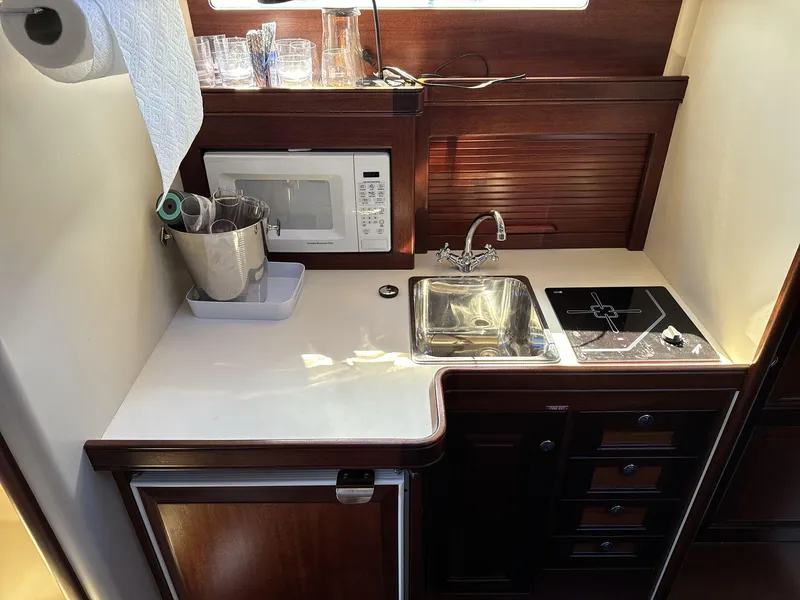 Slide: The Image of Van Dam Sedan Cruiser 2003 - 17