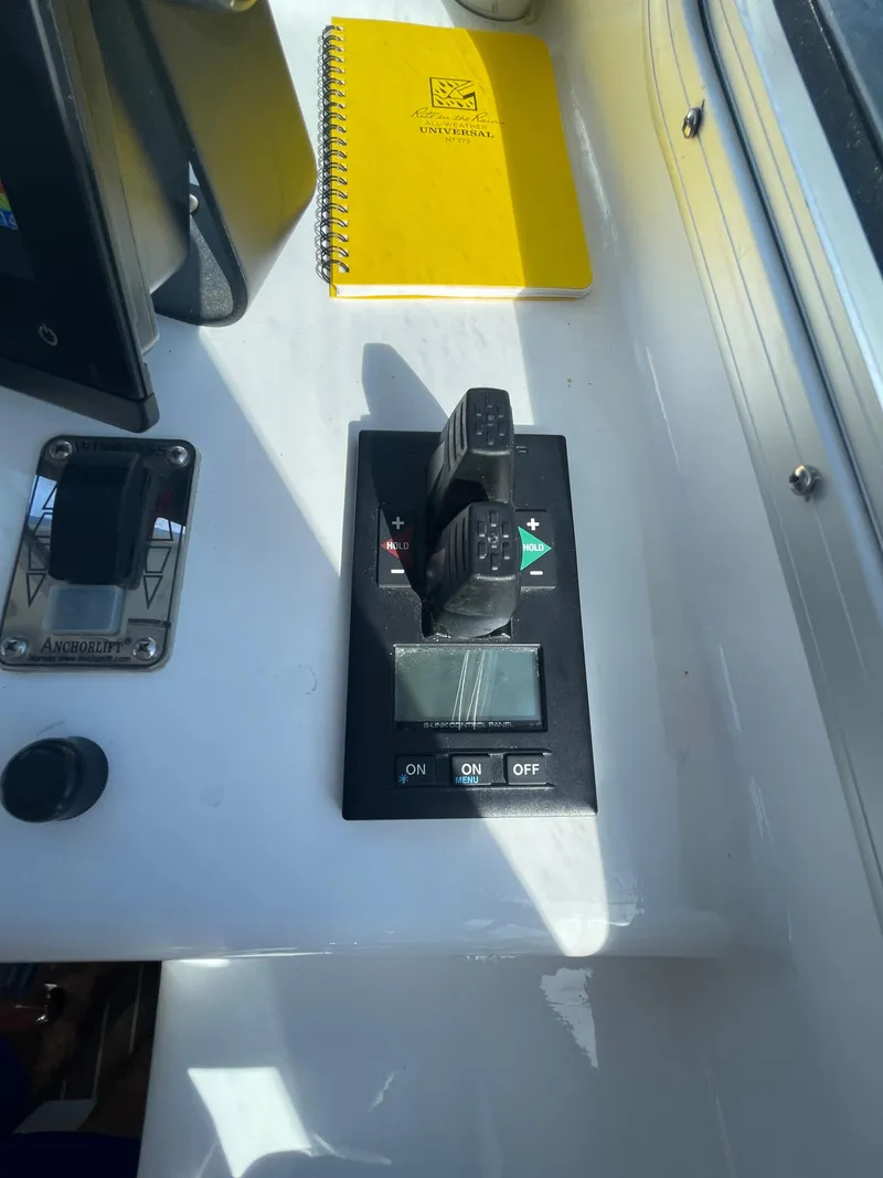 Slide: The Image of Easy Dock bow and Stern Thrusters - 26