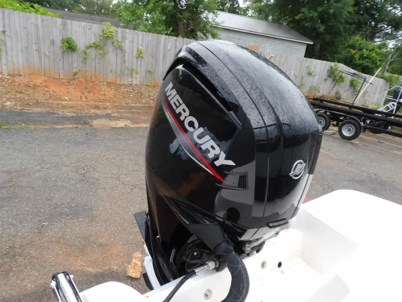 Slide: The Image of Bayliner ELEMENT 19 2024 - 3