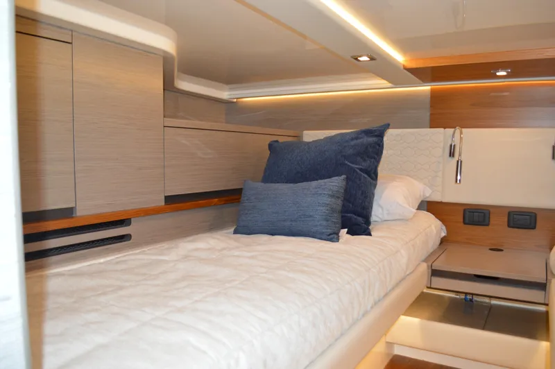 Slide: The Image of Tiara 48 LS - Aft Berth Stbd. Bunk - 63